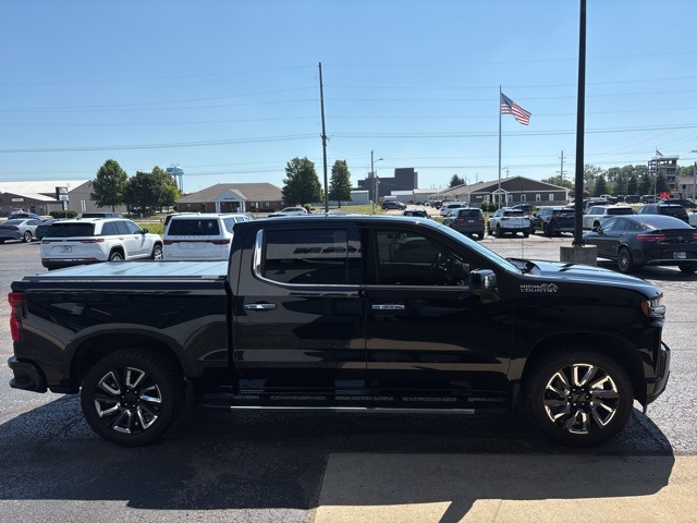 2021 Chevrolet Silverado 1500 High Country photo 4