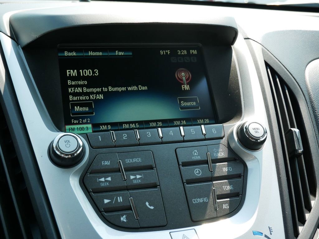2016 Chevrolet Equinox LS photo 18