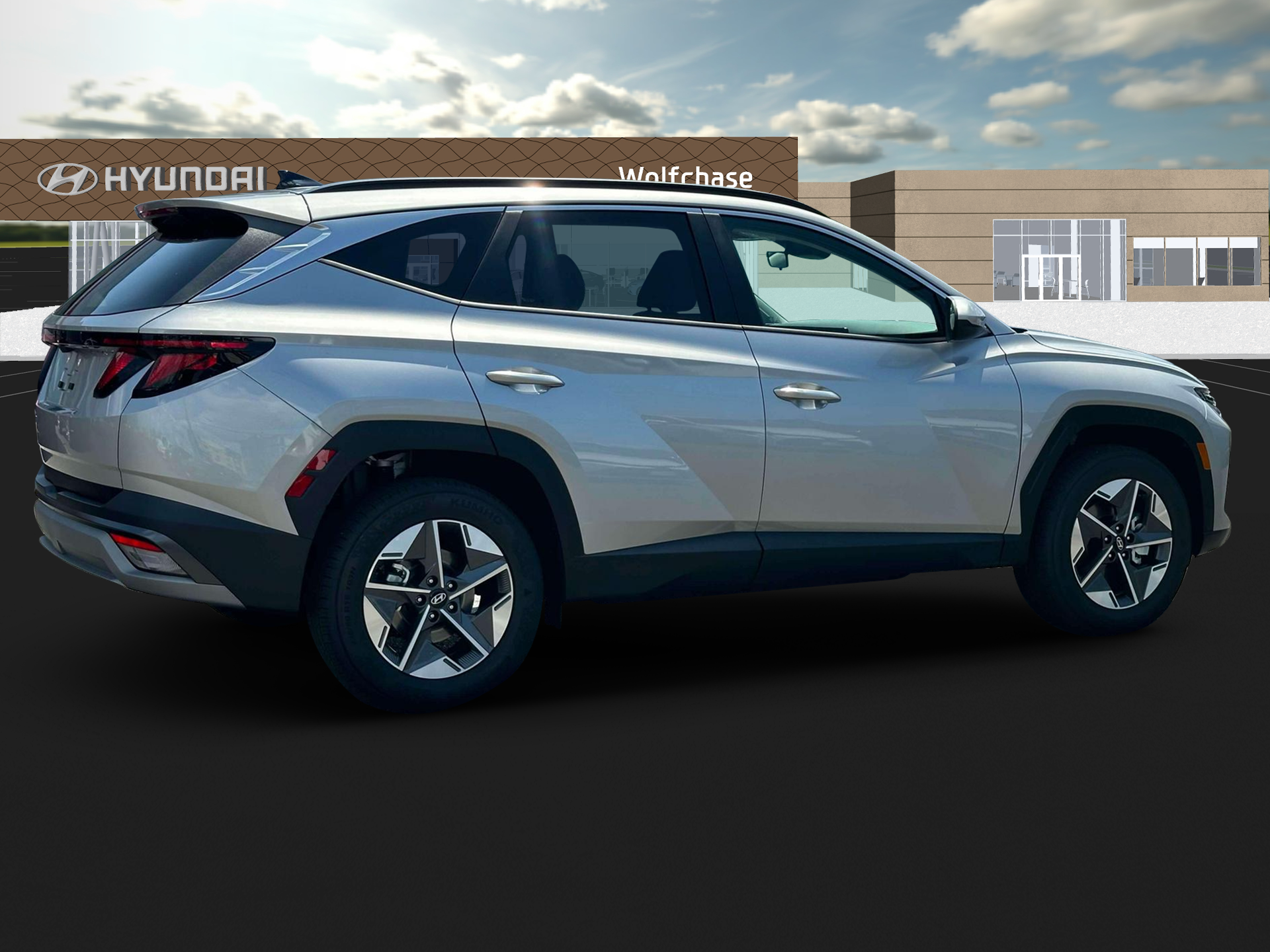 New 2025 Silver Hyundai SEL FWD image 8