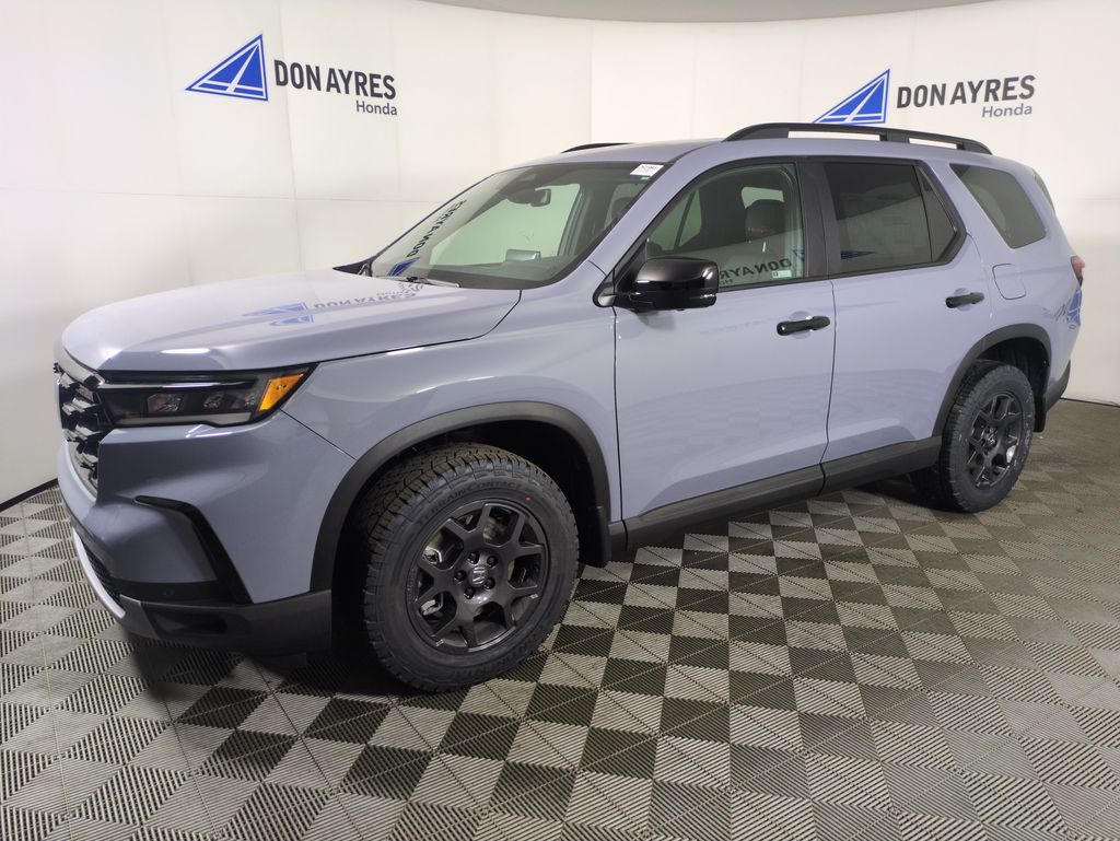 2025 Honda Pilot TrailSport's photo