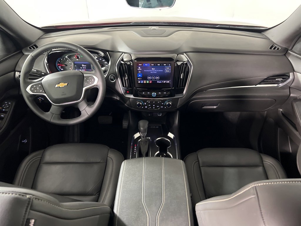 2023 Chevrolet Traverse Leather photo 2