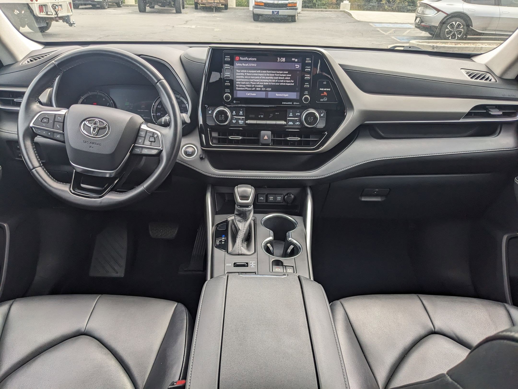 2020 Toyota Highlander XLE photo 13
