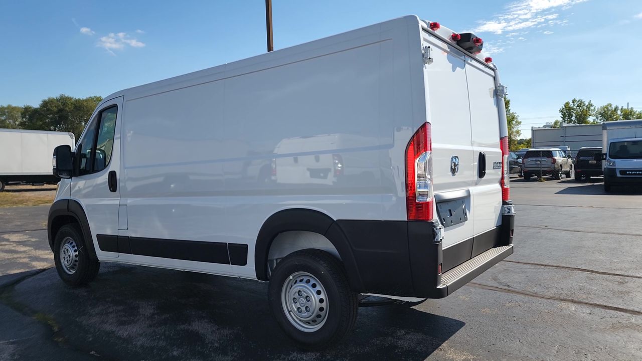2026 Ram ProMaster 1500 Tradesman photo 4