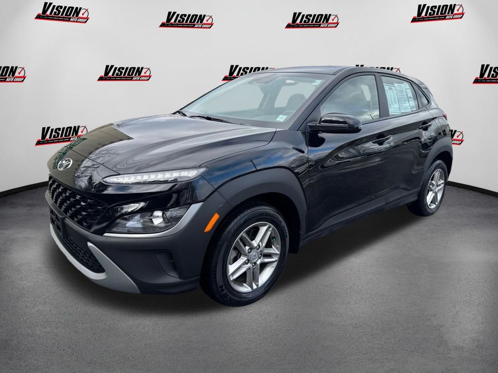 2023 Hyundai Kona SE's photo