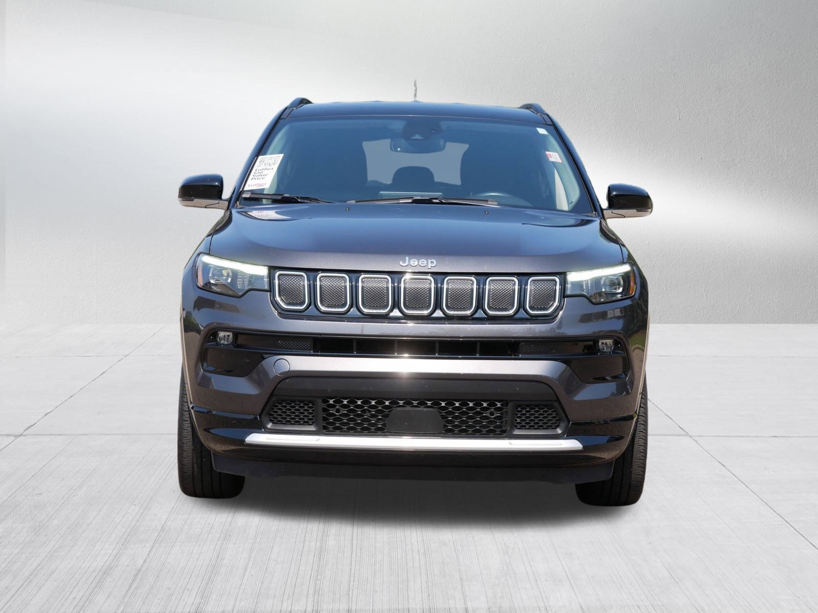 2022 Jeep Compass Limited photo 2