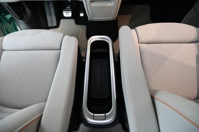 2025 Volkswagen ID. Buzz Pro Plus photo 26