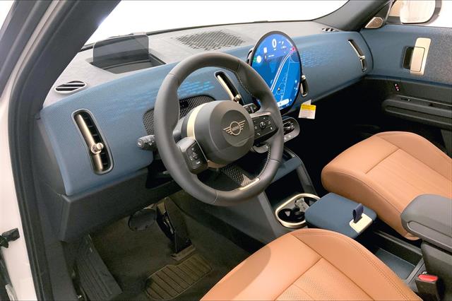 2025 Mini Countryman S ALL4 Iconic photo 4