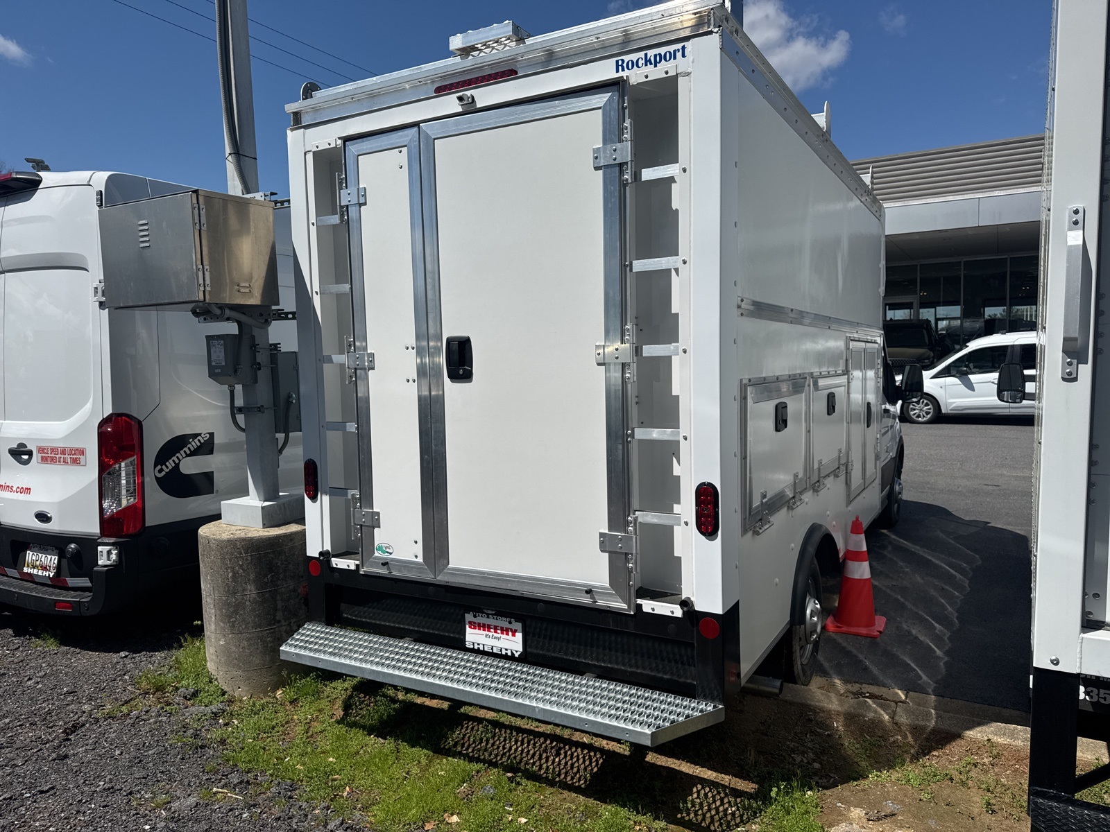 2024 Ford Transit photo 4