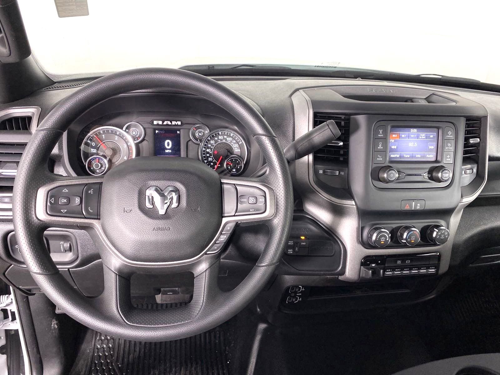 2024 Ram 3500 photo 13