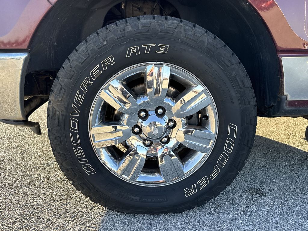 2009 Ford F-150 XLT photo 15