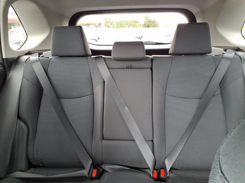 2025 Toyota RAV4 LE photo 12