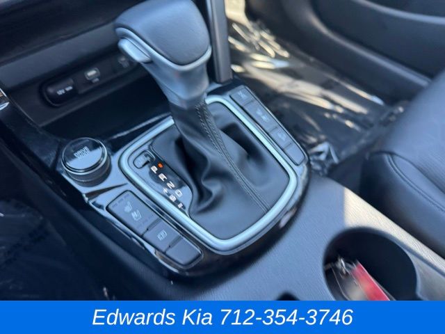 2024 Kia Seltos SX photo 31