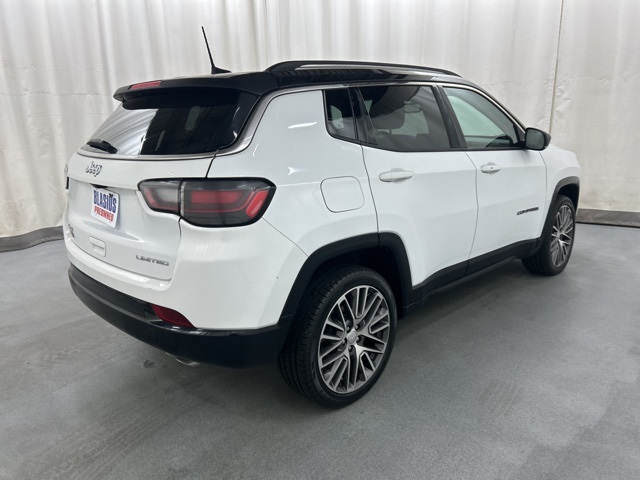2022 Jeep Compass Limited photo 4