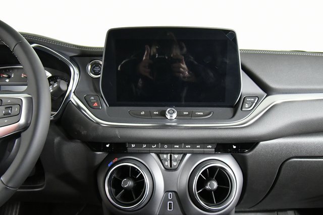 2025 Chevrolet Blazer 3LT photo 3