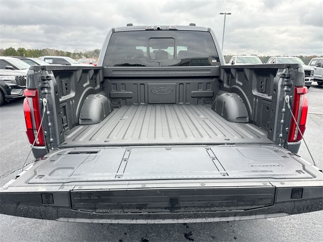 2025 Ford F-150 Raptor photo 4