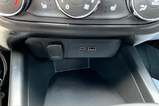2024 Chevrolet Trax photo 16