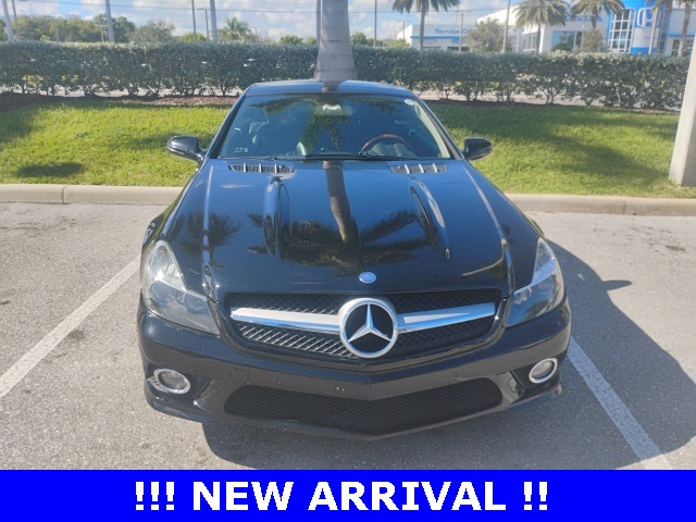 2011 Mercedes Benz SL 550 photo 2