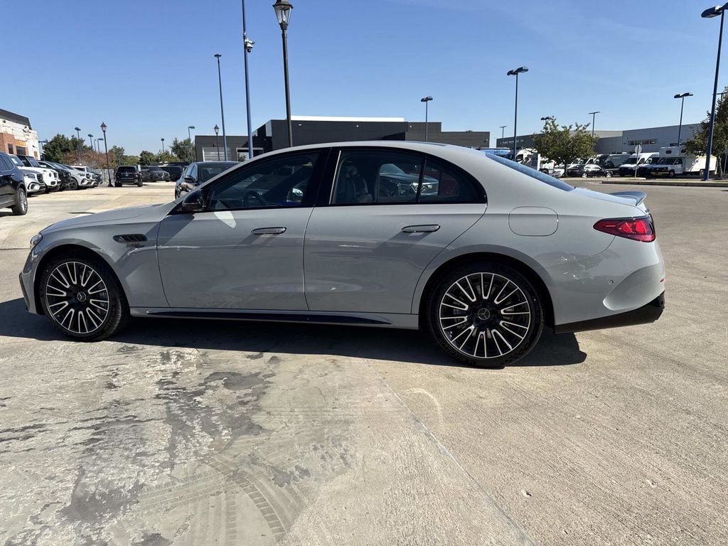 2026 Mercedes Benz E 53 AMG 4MATIC photo 2