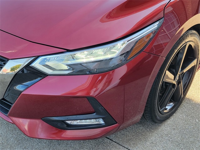 2022 Nissan Sentra SR photo 9