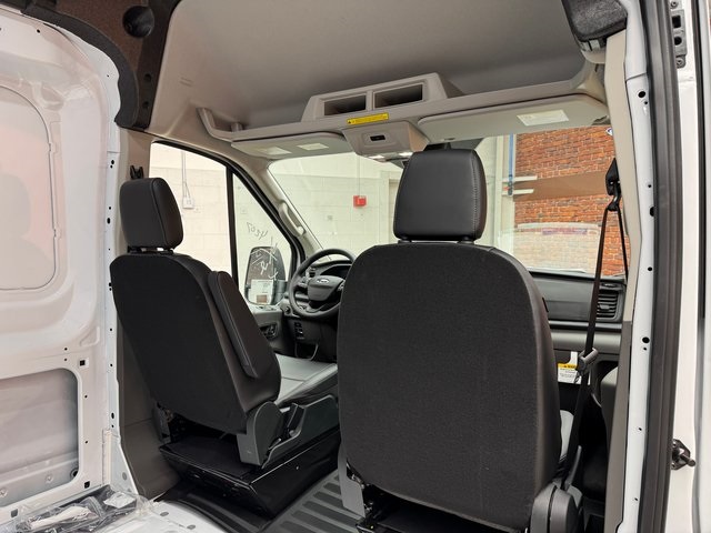 2025 Ford Transit Cargo Van photo 27