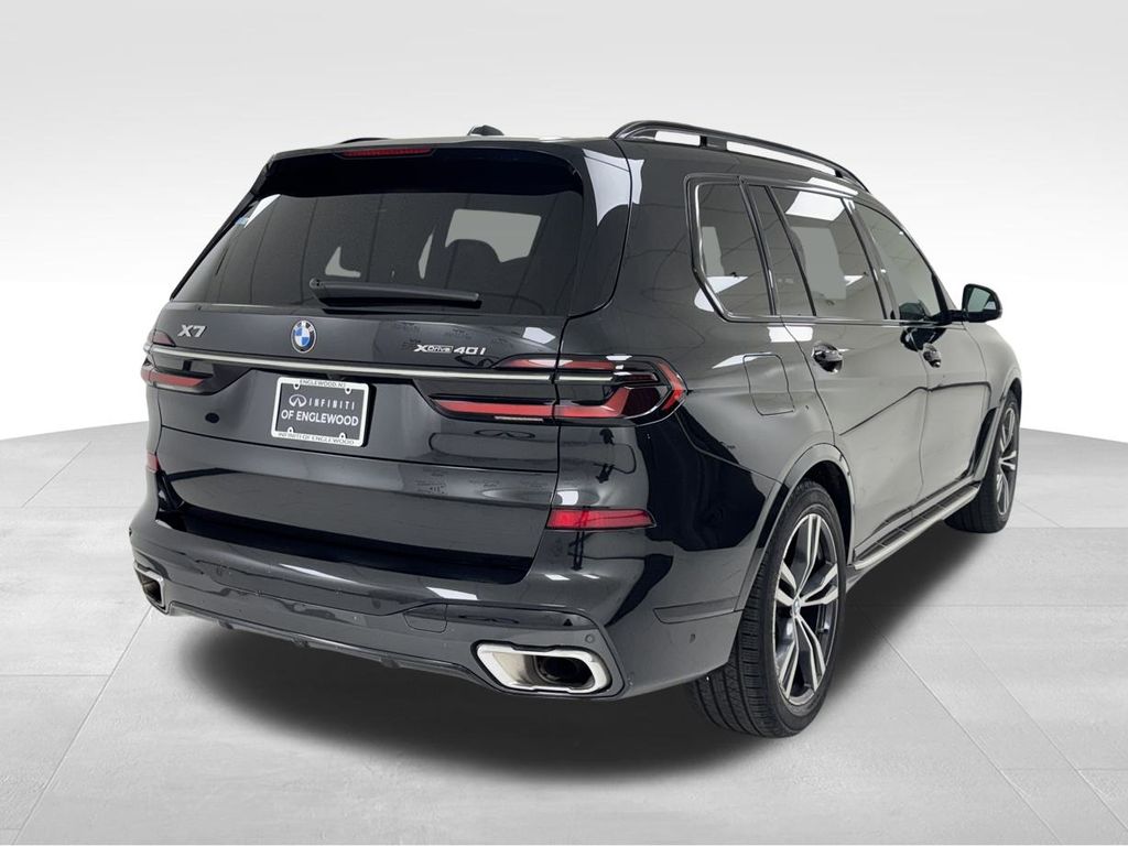 2023 Bmw X7 xDrive40i photo 3