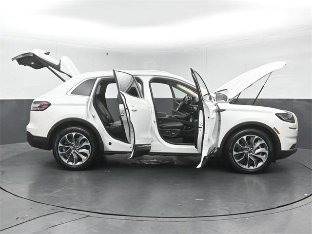 2023 LINCOLN NAUTILUS - Image 60