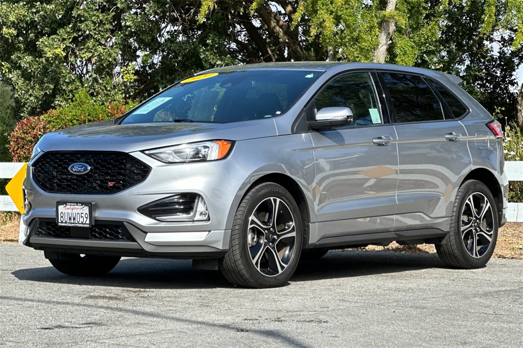 2020 Ford Edge ST photo 8