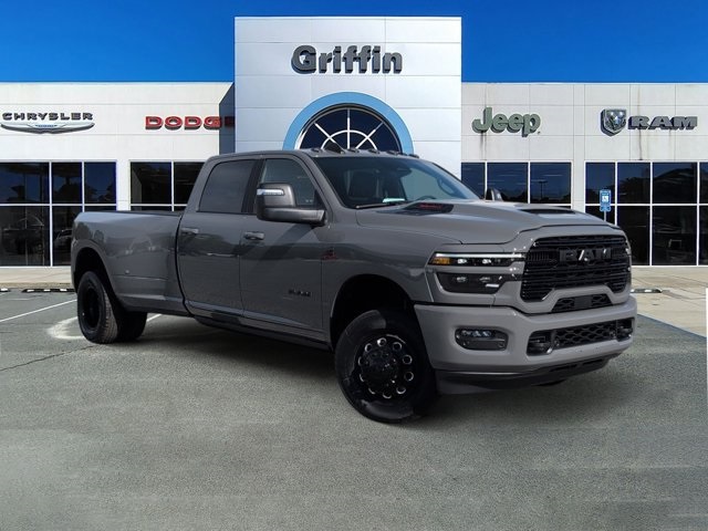 2026 RAM Ram 3500 Pickup Laramie's photo