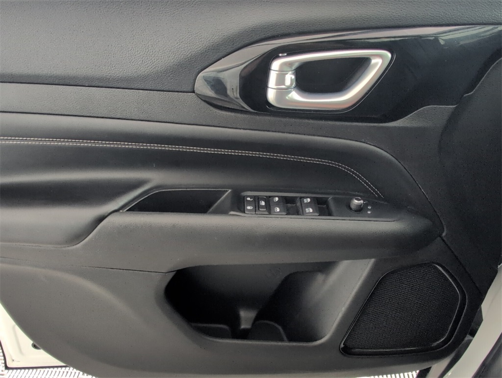 2022 Jeep Compass Altitude photo 19