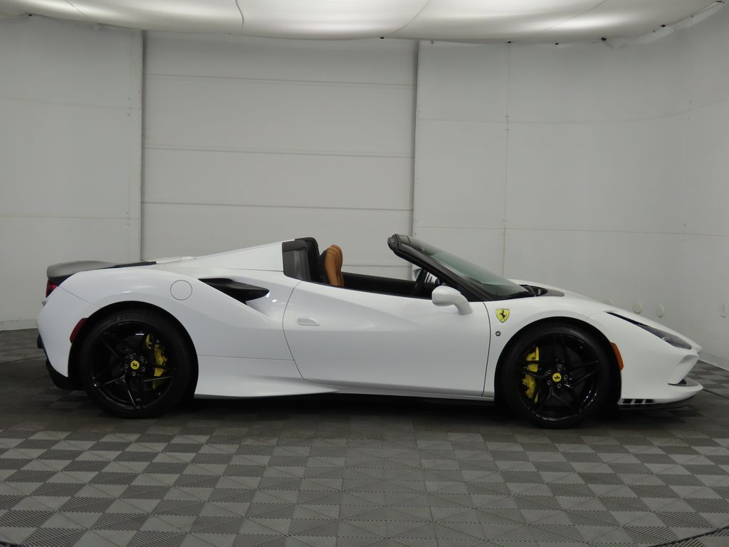 2022 Ferrari F8 Spider Base photo 12