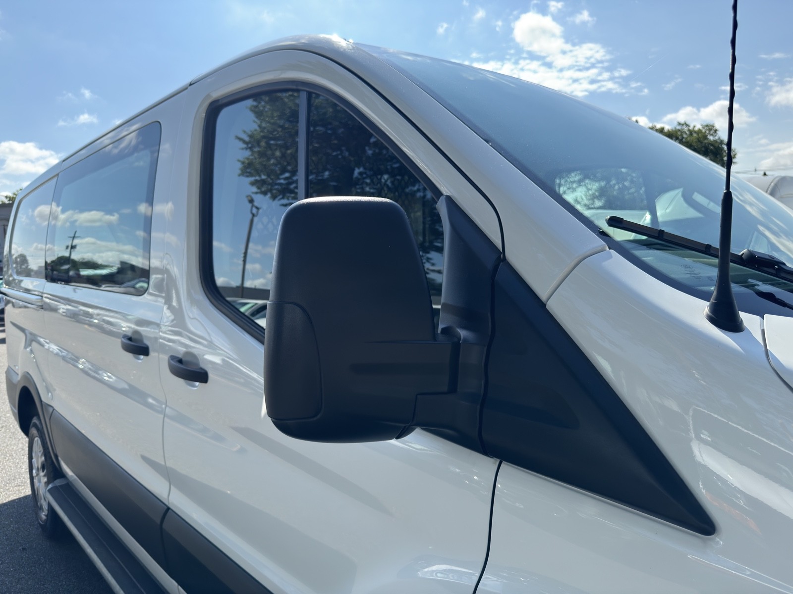 2024 Ford Transit photo 39