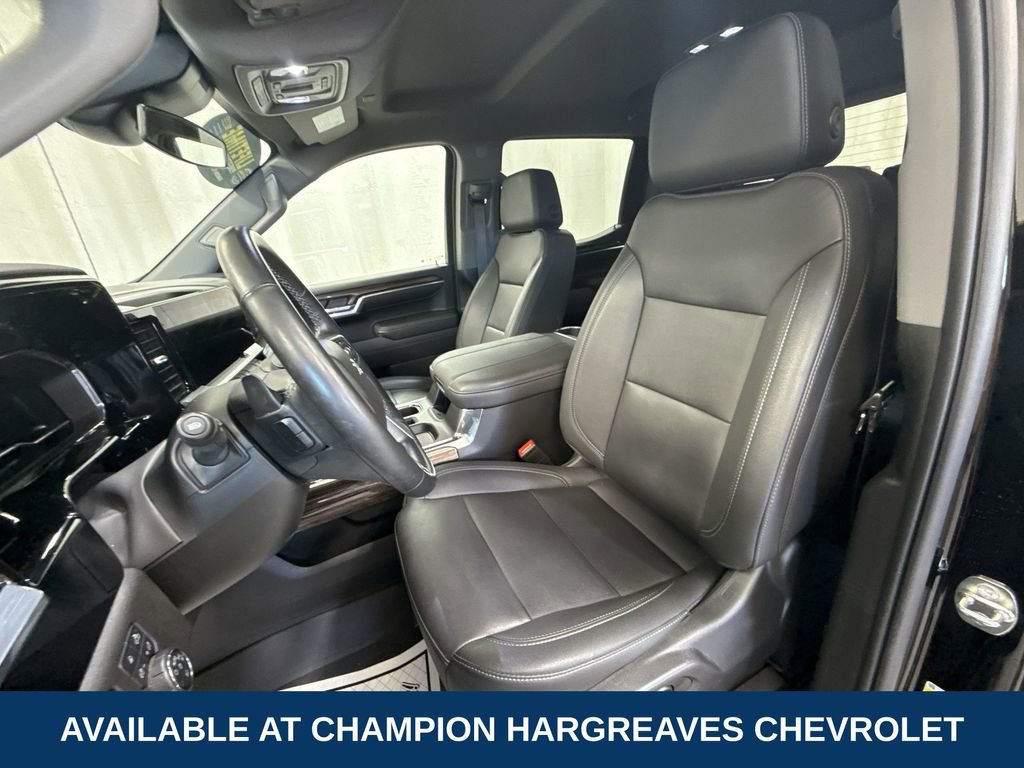 2023 Chevrolet Silverado 1500 RST photo 18