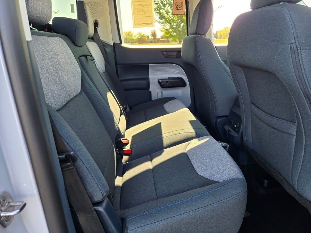 2025 Ford Maverick XLT photo 9