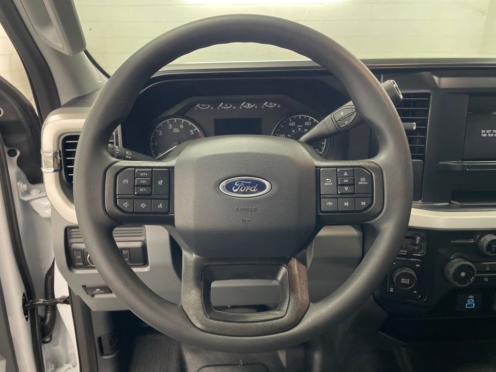 2026 Ford F-250 XL photo 13
