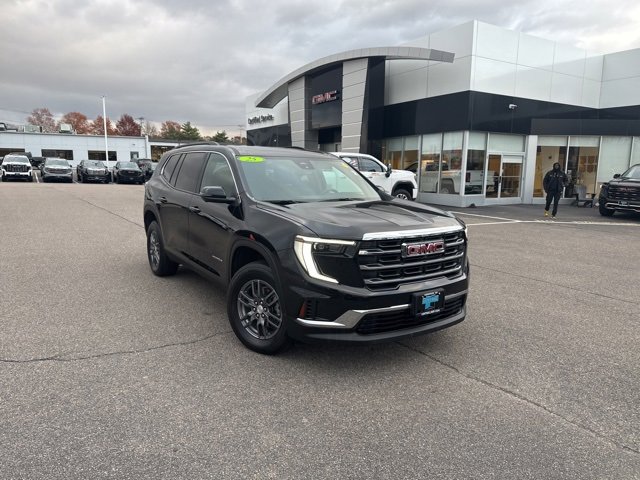 2025 GMC Acadia Elevation's photo