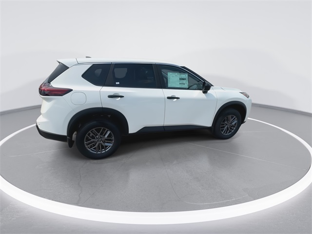 2026 Nissan Rogue S photo 9