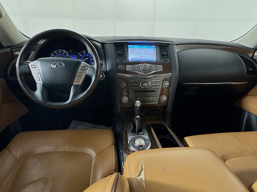 2017 Infiniti QX80 photo 24
