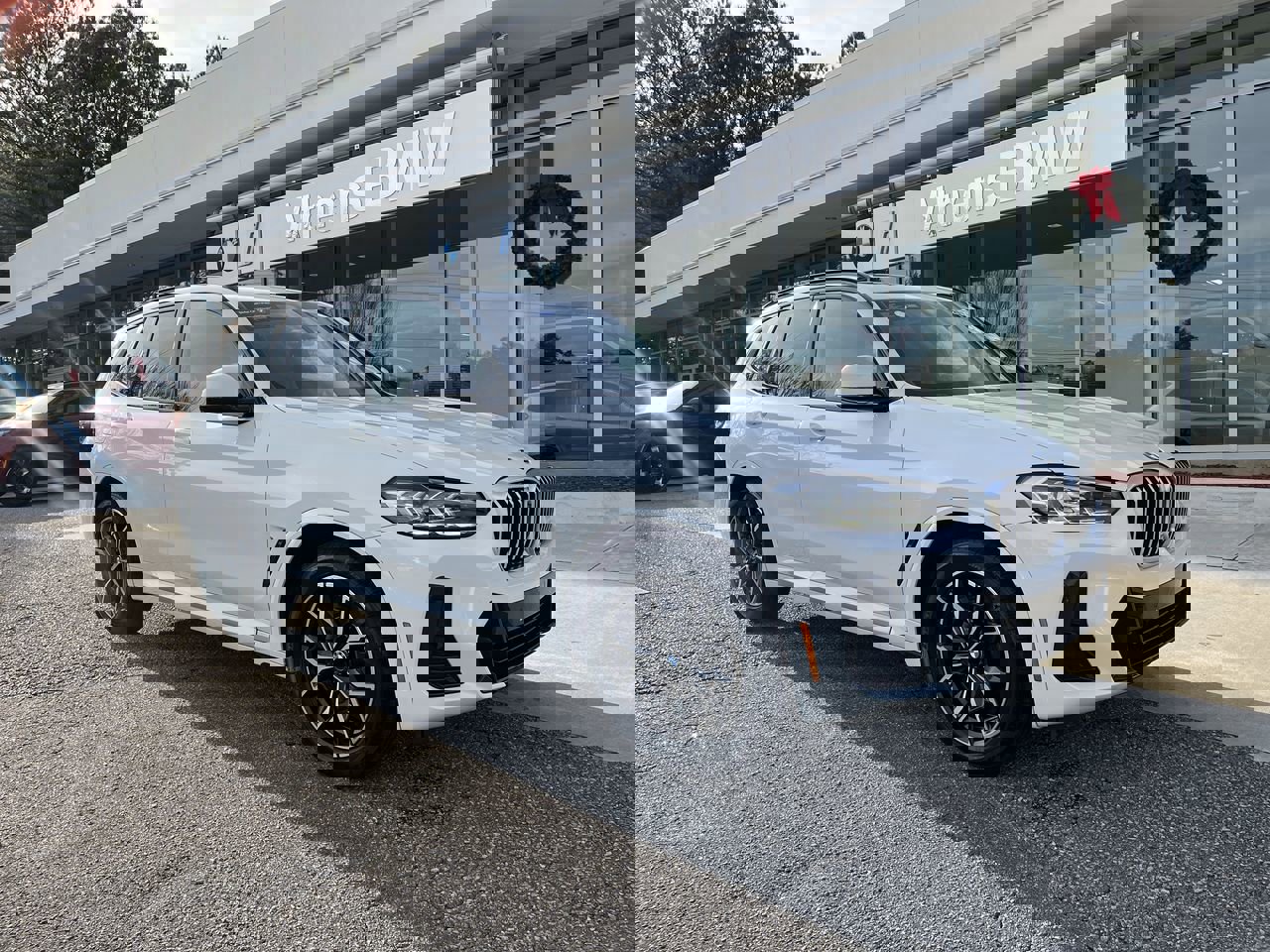 2023 BMW X3 30i's photo