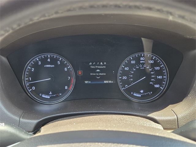 2015 Hyundai Genesis 3.8 RWD photo 21