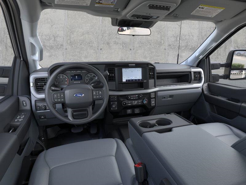 2025 Ford F-350 Super Duty XLT