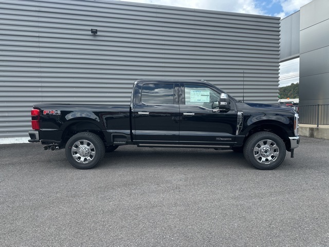 2025 Ford F-250 King Ranch photo 2