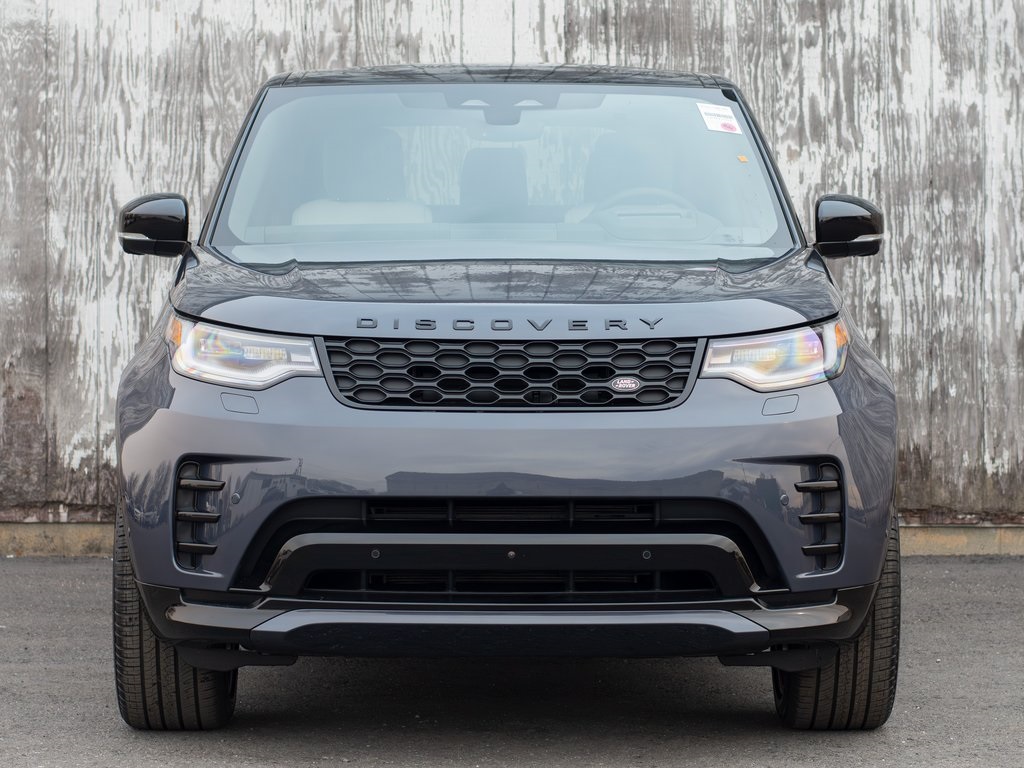 New 2024 Land Rover Discovery Dynamic SE SUV in Norwood R2491501
