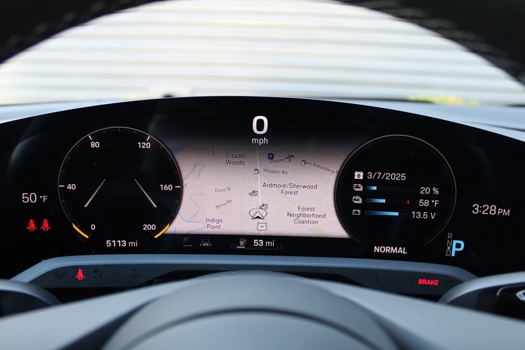 2023 Porsche Taycan S photo 27