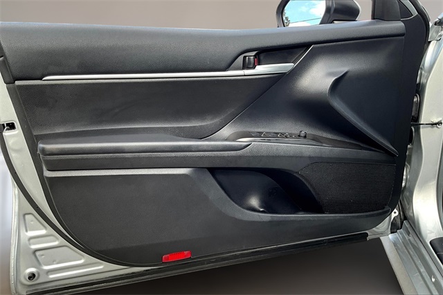 2023 Toyota Camry LE photo 16