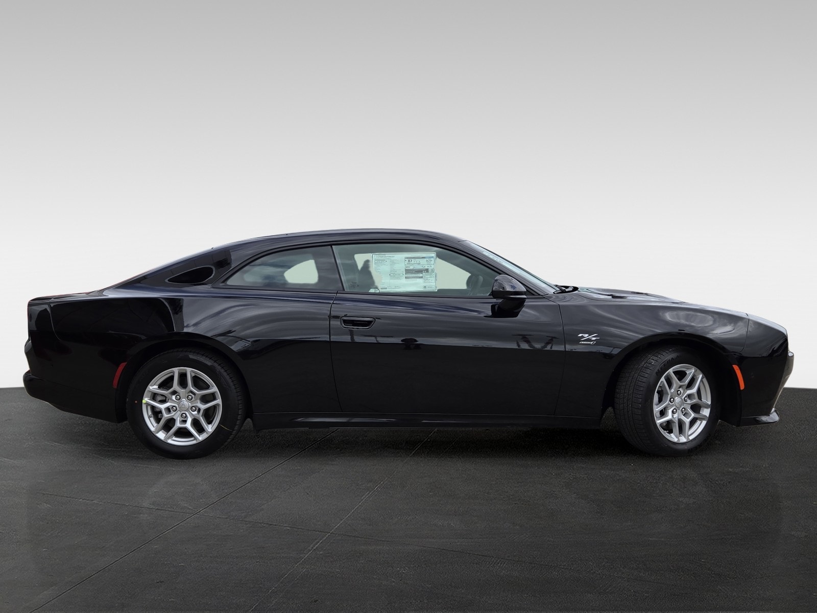 2025 Dodge Charger R/T photo 4
