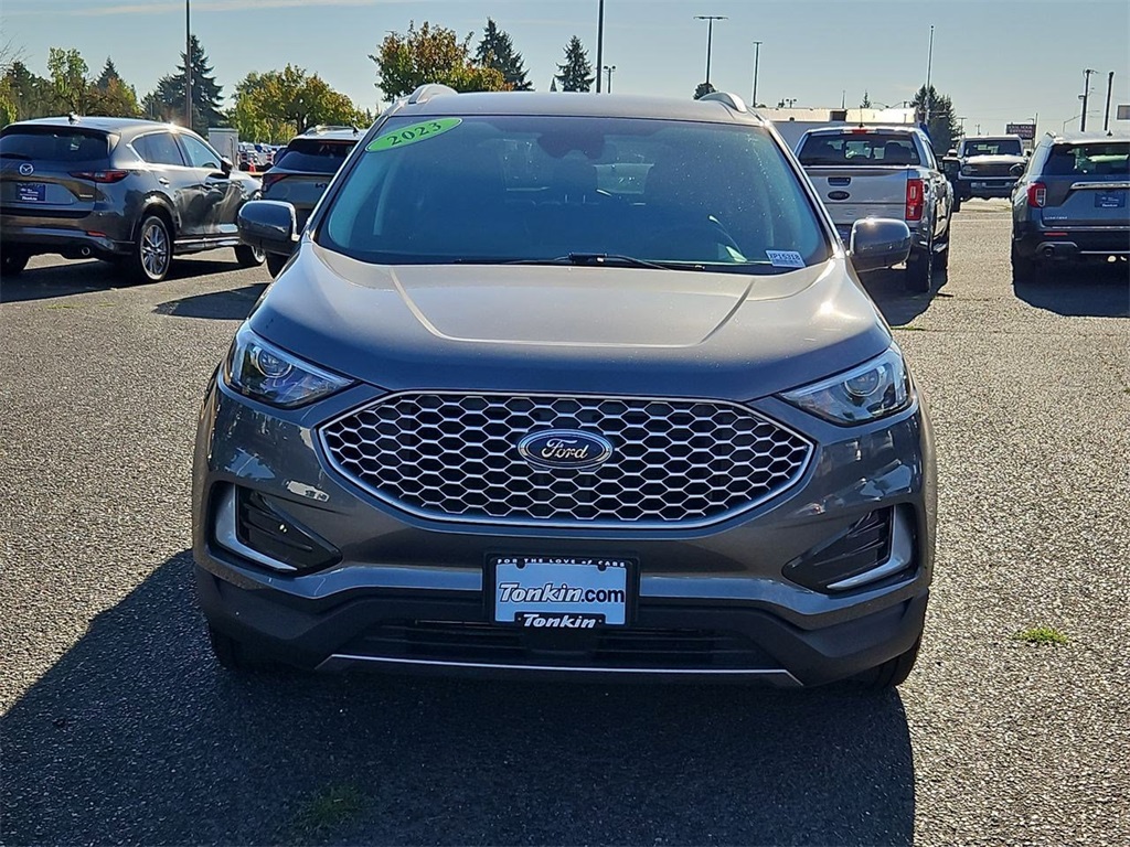 2023 Ford Edge SEL photo 7