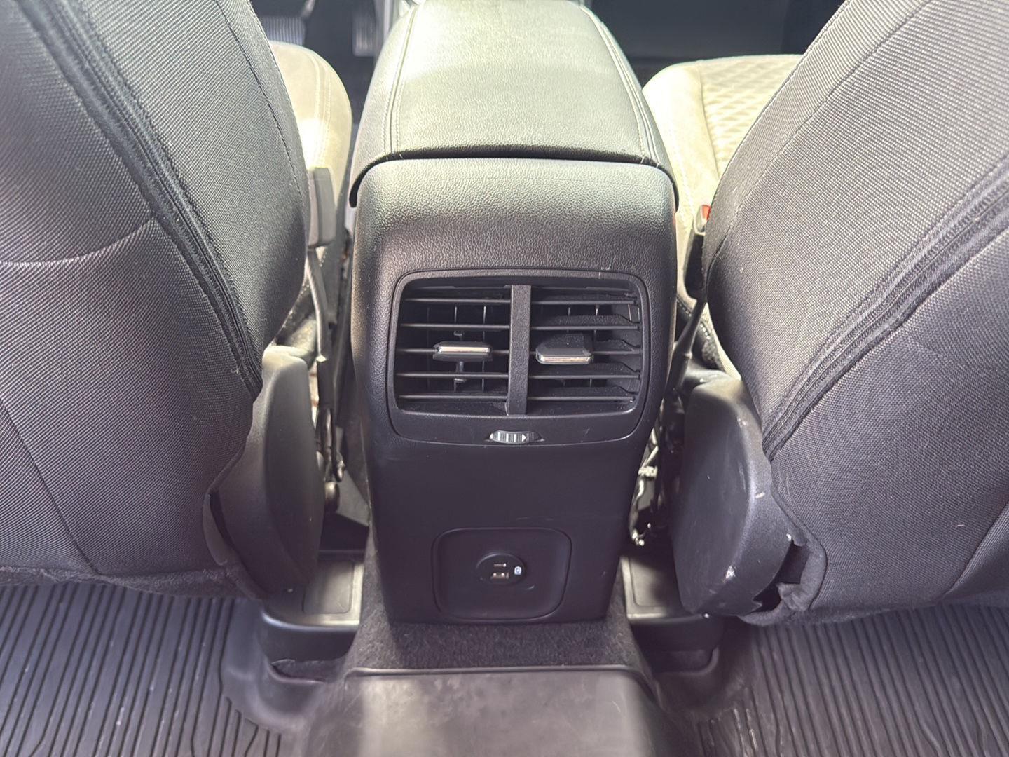 2022 Ford Escape SE photo 21