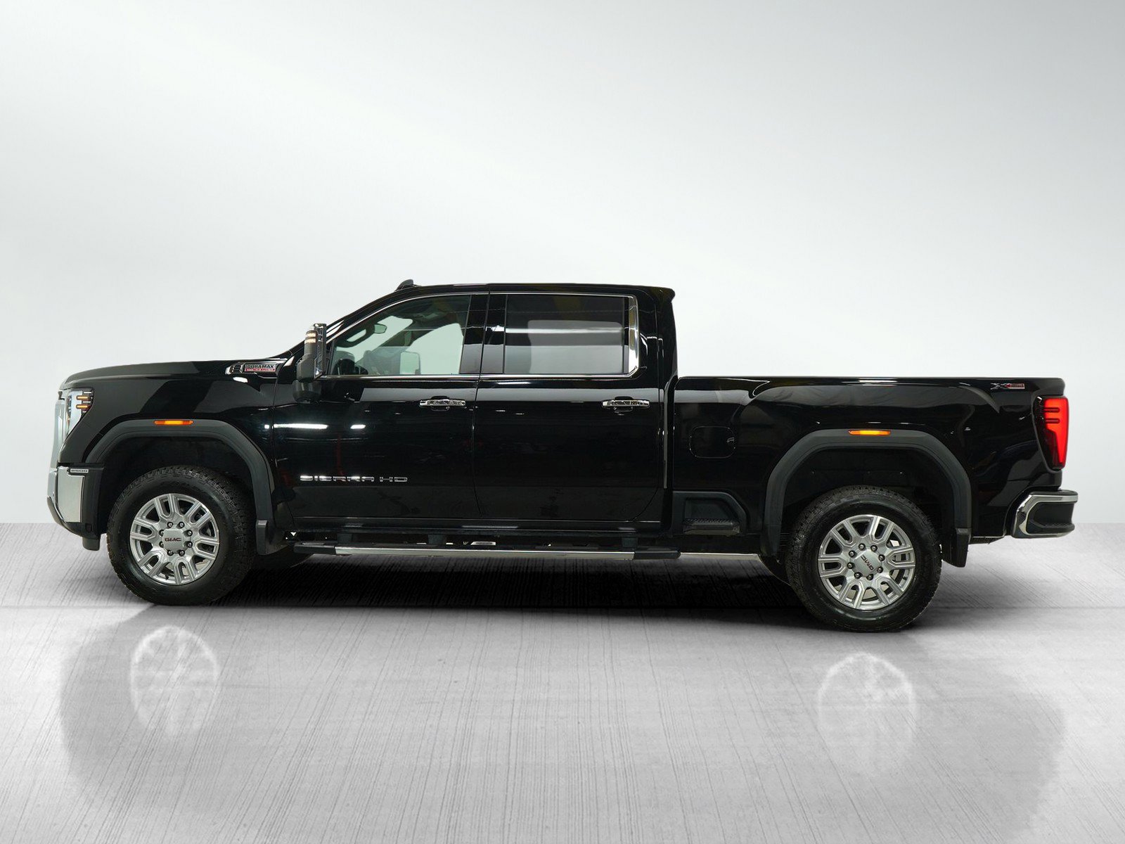 Used 2024 GMC Sierra 2500HD SLT with VIN 1GT19NEY2RF277698 for sale in Roseville, Minnesota