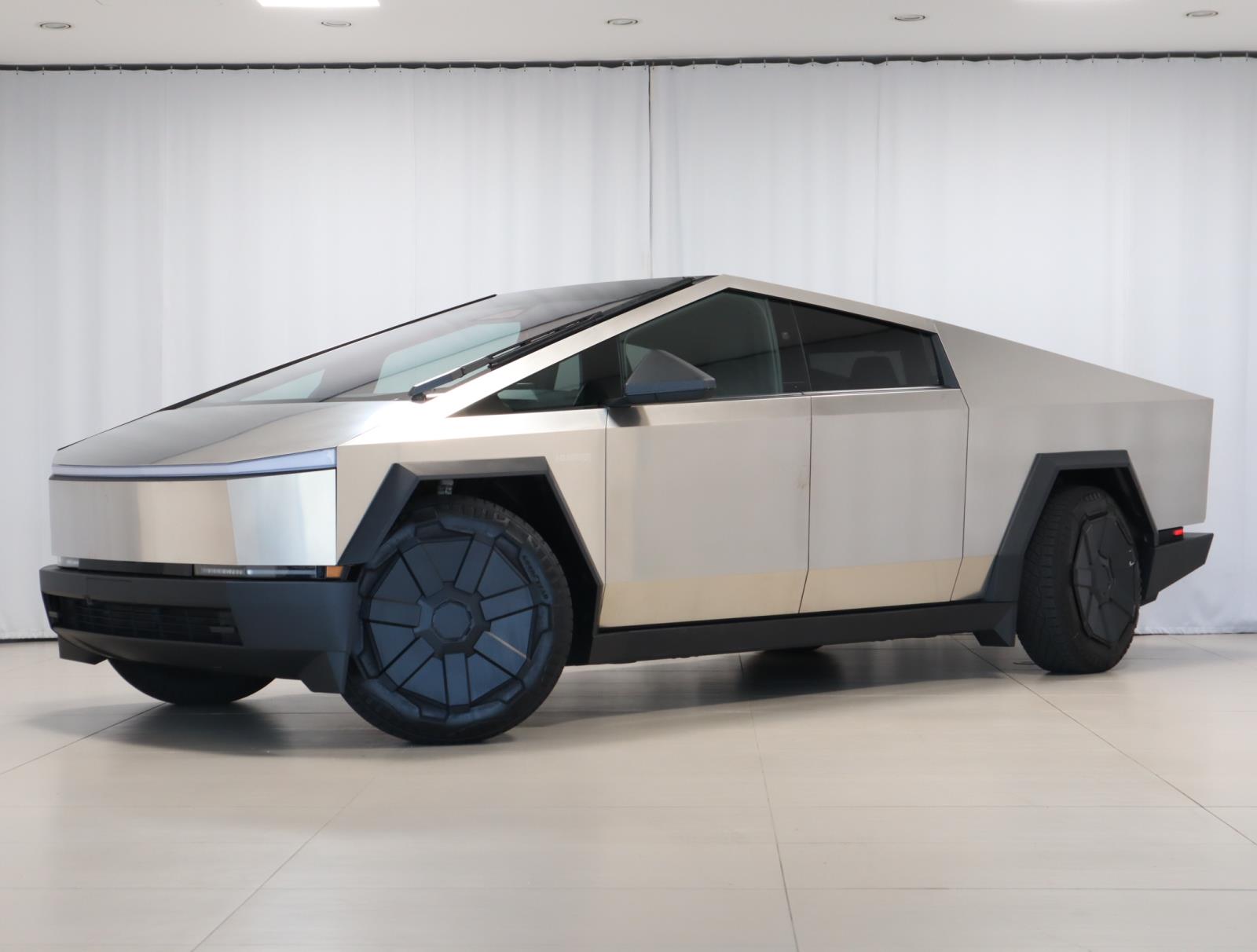 2024 Tesla Cybertruck Base