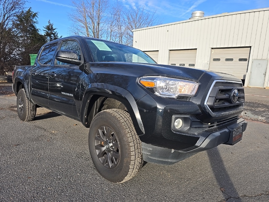 2020 Toyota Tacoma SR5's photo